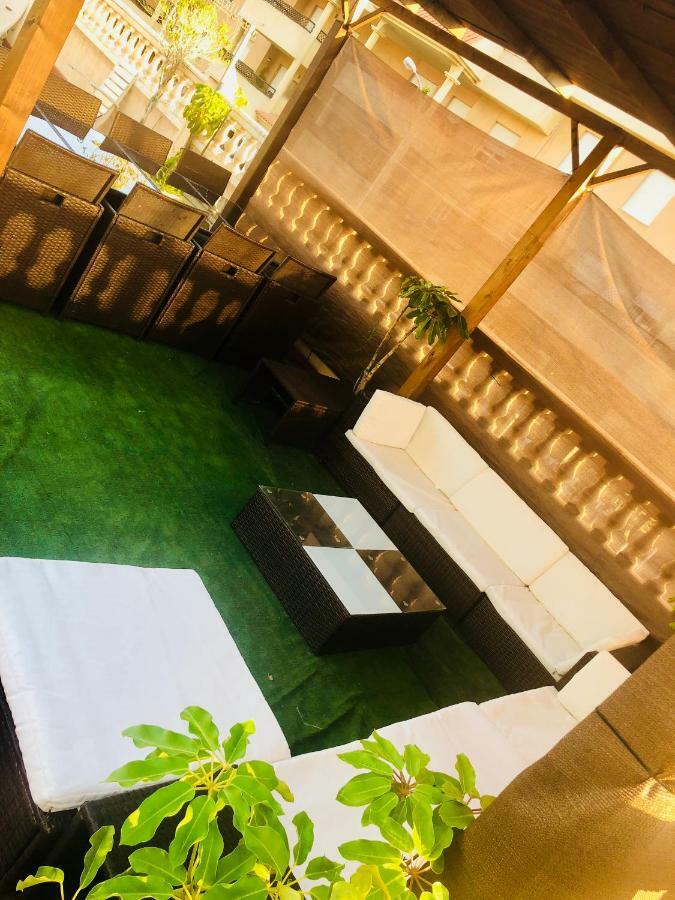 Gran Casa Con Terraza A 3 Min Playa Con Wifi - Rodeada De Servicios Roquetas de Mar Bagian luar foto