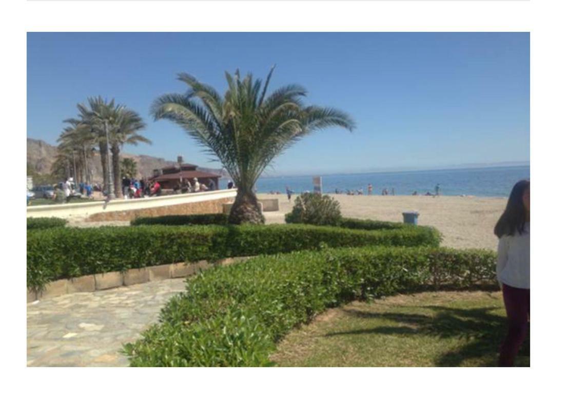 Gran Casa Con Terraza A 3 Min Playa Con Wifi - Rodeada De Servicios Roquetas de Mar Bagian luar foto