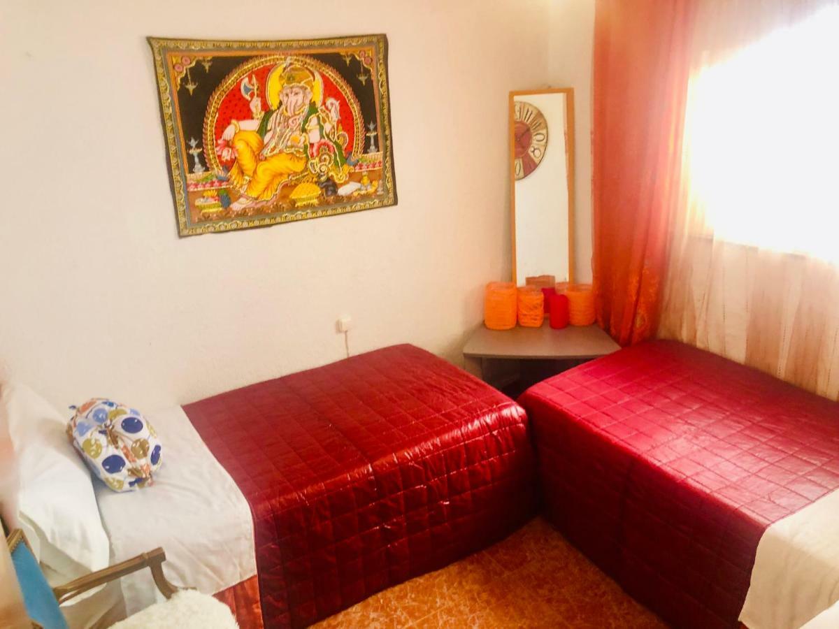 Gran Casa Con Terraza A 3 Min Playa Con Wifi - Rodeada De Servicios Roquetas de Mar Bagian luar foto